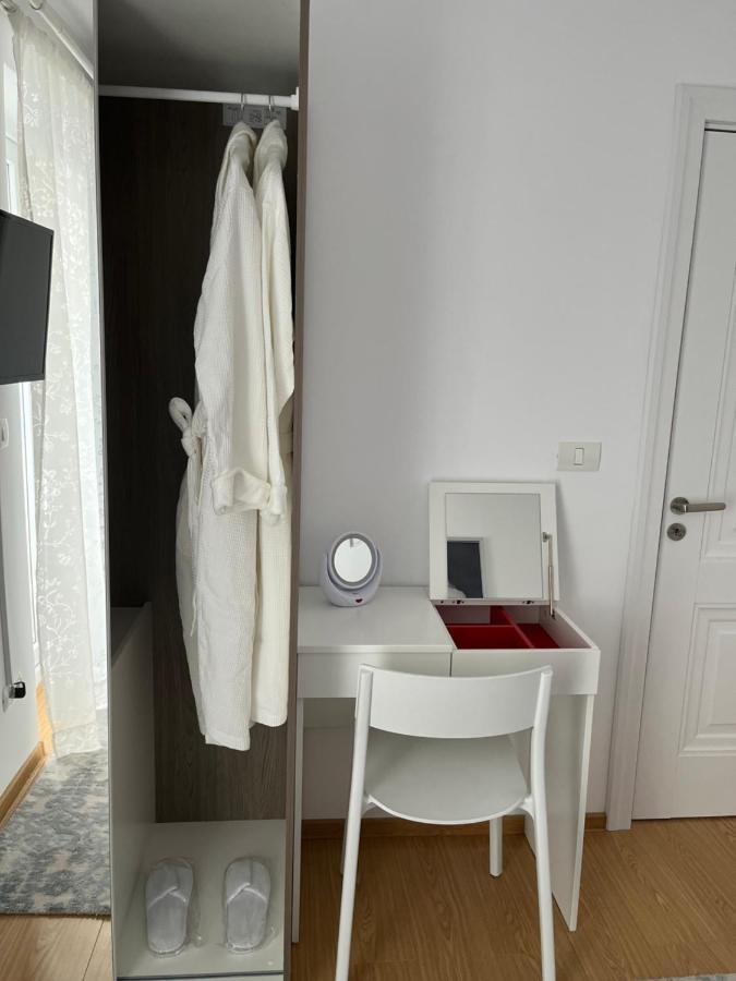 Alma Apartments Suceava Luaran gambar